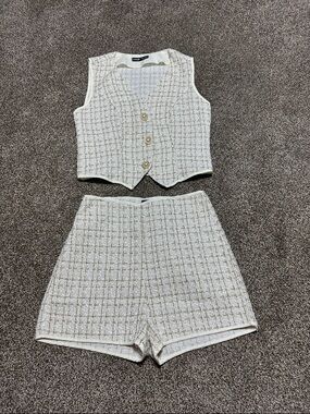 SHEIN Cream Tweed High Waist Shorts & Cropped Vest Set
